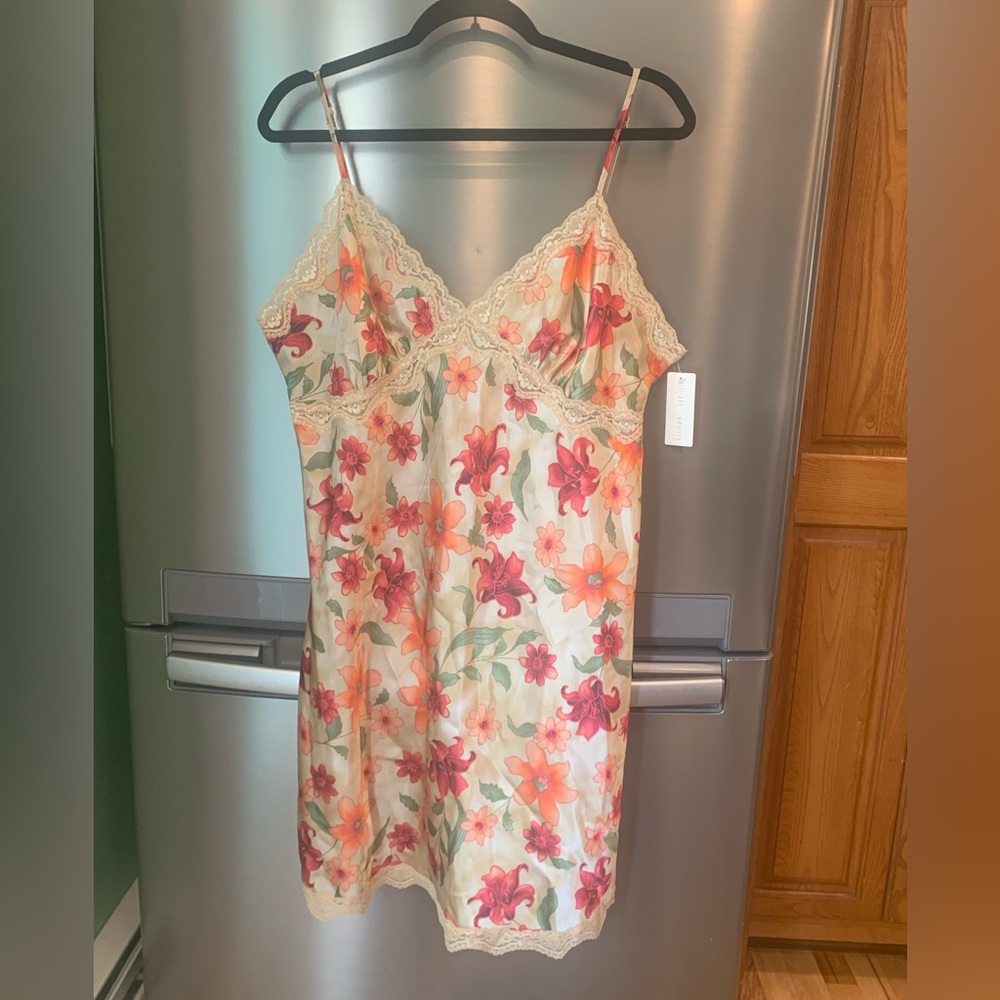 Floral nightgown NWT